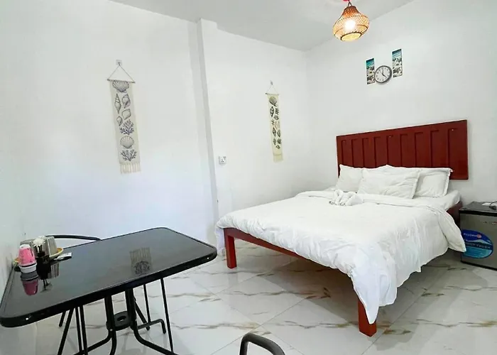 Seaside Hotell Moalboal